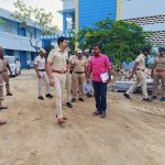 மக்களவை தேர்தல் விளாத்திகுளம்  எம்.எல்.ஏ., மார்க்கண்டேயன் முன்னாள் எம்.எல்.ஏ., சின்னப்பன் வாக்களித்தனர்.