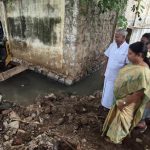 குற்றால அருவிகளில் வெள்ளப்பெருக்கு சுற்றுலா பயணிகள் குளிக்க தடை மாவட்டம் நிர்வாகம் அறிவிப்பு