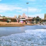 தாம் படித்த பள்ளி ஆசிரியருக்கு வெள்ளி விழா நடத்தி கவுரவித்த மாணவ, மாணவிகள்… நெகிழ்ச்சி சம்பவம்…!