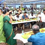 குளத்தூர் ஊராட்சிக்கு உட்பட்ட ராமநாதபுரம் கிராமத்தில் குளியல் தொட்டி சுவடே இல்லாமல் இருந்த கிராமத்துக்கு குளியல் தொட்டி.