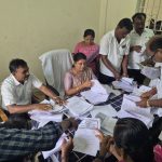 களைகட்டியது குளத்தூர் கபாடி ஆட்டம்.. வண்ண விளக்குகளால் ஜொலி ஜொலிக்க கபடி போட்டியை துவக்கி வைத்தார் முன்னாள் சட்டமன்ற உறுப்பினர் P.சின்னப்பன்.