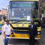 விளாத்திகுளம் அரசு மேல்நிலைப் பள்ளியில் பயிலும் மாணவ, மாணவியர்களுக்கு இலவச சைக்கிள்களை மார்க்கண்டேயன் எம்எல்ஏ வழங்கினார்.