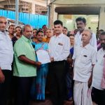 முதலமைச்சர் கோப்பை மாநில ஹாக்கி போட்டியில் முதலிடம் பெற்ற தூத்துக்குடி மாவட்ட அணியில் இடம் பெற்ற நாகலாபுரம் அரசு கல்லூரி மாணவர்களுக்கு கல்லூரி பேராசிரியர்கள் மற்றும் நிர்வாகிகள் பாராட்டு