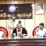 விளாத்திகுளம் அருகே சட்ட விரோதமாக பட்டாசு தயார் செய்த 4-பேர் கைது. வெடிமருந்து பொருட்கள் மற்றும் ஒரு மினி சரக்கு வாகனத்தை போலீசார் பறிமுதல் செய்தனர்.