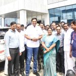 மணியாச்சியில் பேருந்து நிறுத்த கட்டிடத்தைஎம்.சி.சண்முகையா எம்.எல்.ஏ, திறந்து வைத்தார்