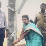 விளாத்திகுளத்தில் குடும்ப பிரச்சனை காரணமாக செல்போன் டவரில் ஏறி கூலி தொழிலாளி தற்கொலை மிரட்டல் விடுத்ததால் பரபரப்பு