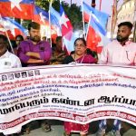 எம்ஜிஆர் பிறந்த நாள் விழாவை முன்னிட்டு விளாத்திகுளத்தில் எம்ஜிஆர் உருவ சிலைக்கு அதிமுகவினர் மரியாதை செலுத்தினார்.