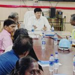 மத அடிப்படையில் இடஒதுக்கீடு: சட்டப்பேரவையில் உறுதியுடன் விளக்கும் ஃபட்னவீஸ்